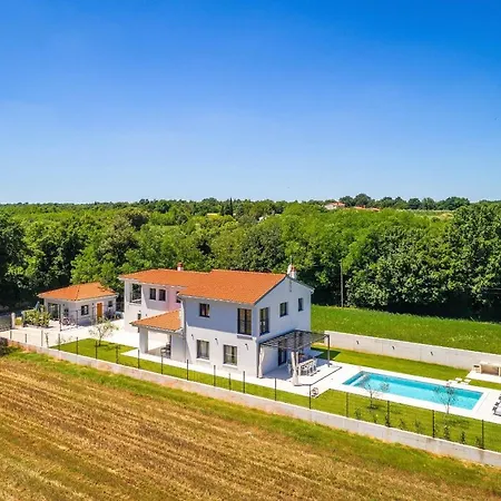 Magica Villa *